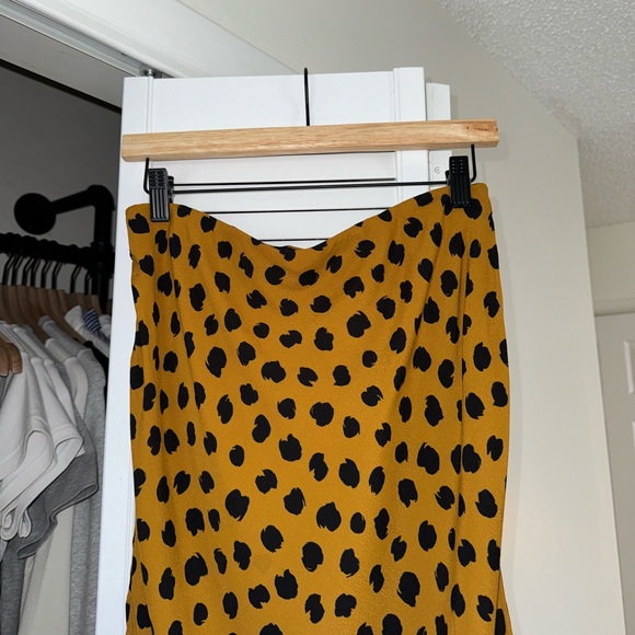 Madewell ‘Midi Slip Skirt’ in Painted Spots/Leopard - Picture 2 of 7